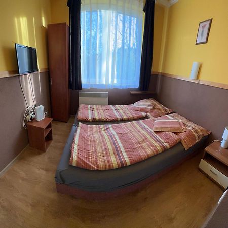 Aranyeso Apartman Hajdúszoboszló Buitenkant foto