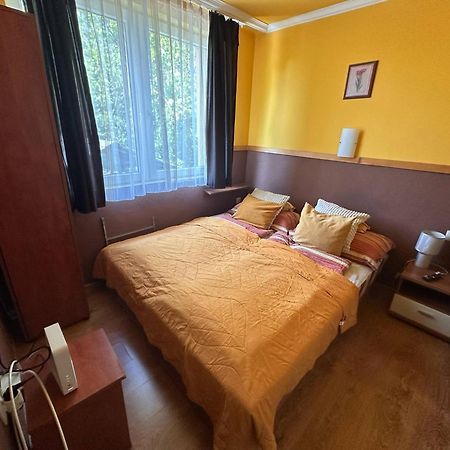 Aranyeso Apartman Hajdúszoboszló Buitenkant foto