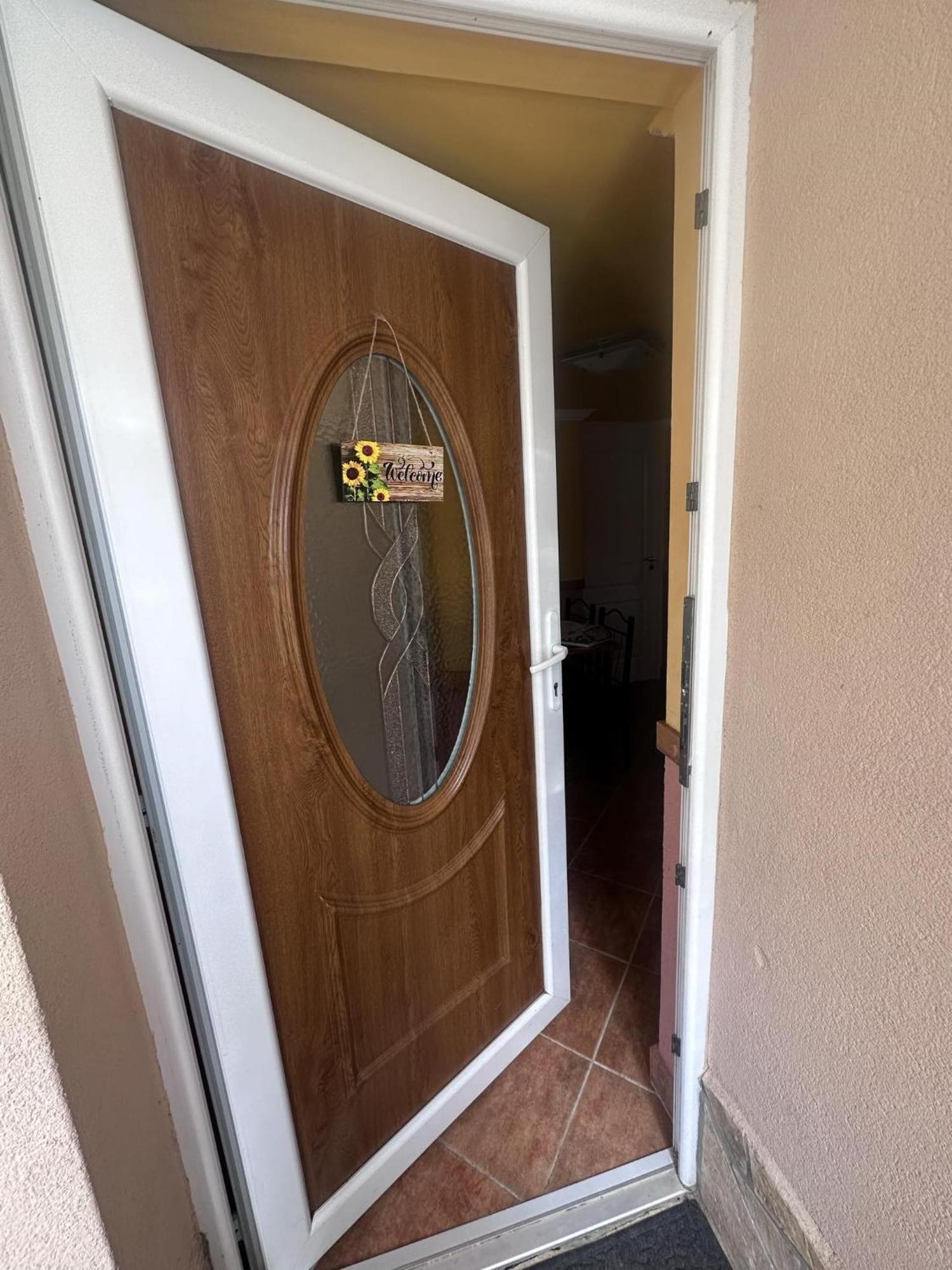 Aranyeso Apartman Hajdúszoboszló Buitenkant foto